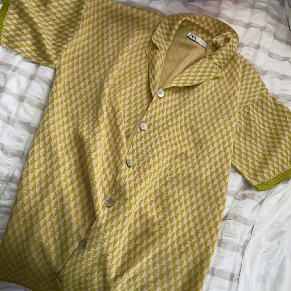 Zara Jaquard Button Up